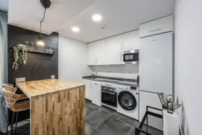 Holiday apartment with terrace - Image 4
