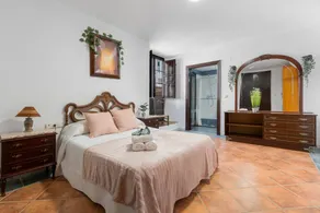 Lovely private room - Image 5
