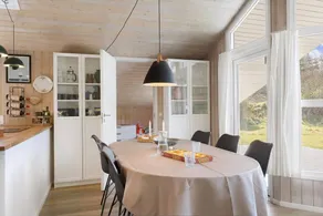 Holiday home with sauna, hot tub & barbecue - Image 5