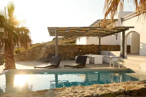 Villa with terrace, barbeque & pool - Image 2