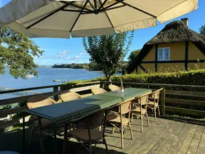 Child-friendly beautiful holiday home with terrace, garden & BBQ | Sea view - Image 2