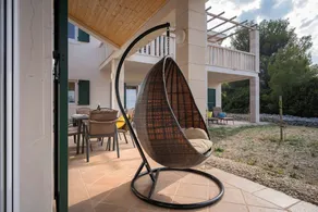 Villa avec terrasse, barbecue et piscine privée | Vue mer - Image 4
