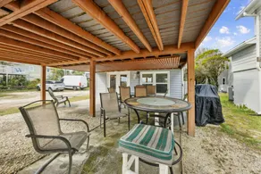124 S Fletcher - Upstairs - Image 5
