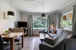 Apartment with terrace & garden | Garden view - Image 3