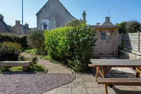 Holiday Home 'Penty À Deux pas de la Mer' with Private Garden and Spa - Image 3