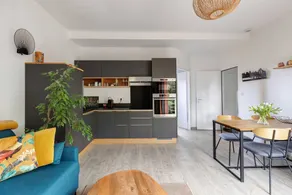 Maison avec jardin, barbecue et terrasse | Vue jardin - Image 3