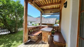 Agréable maison de vacances entièrement équipée avec barbecue, jardin et terrasse | Vue montagne | Avec animaux admis - Image 3