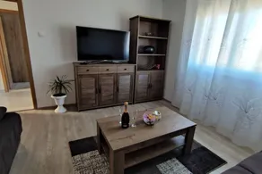 Voll ausgestattetes Apartment mit Whirlpool, Terrasse und Grill - Image 3