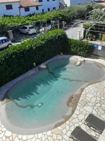 Fully equipped flat with garden, terrace & private pool - Image 4