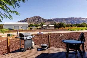 New Heights of Comfort: Stunning Tiny Home in Apple Valley, Utah - Image 5