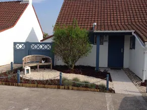 Holiday home with pool, garden & barbecue - Image 4