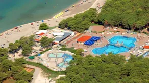 Apartamento vacacional con barbacoa, jardín y terraza - Image 2
