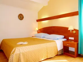 Nice holiday apartment with barbeque, terrace & garden | Sea view | Pets are welcome - Image 3