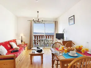 Apartment mit schnellem Internet, Whirlpool und beheiztem Pool - Image 4