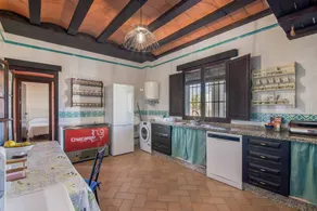Country House 'Las Alberquillas' with Private Terrace, Wi-Fi and Air Conditioning - Image 4