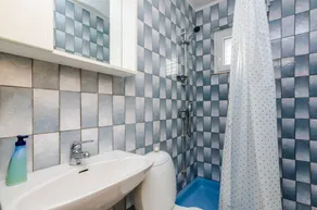 Casa vacacional con jardín - Image 4