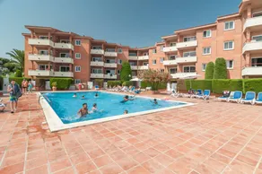 Beautiful flat with pool & terrace | Close to the beach | Pets allowed - Image 3