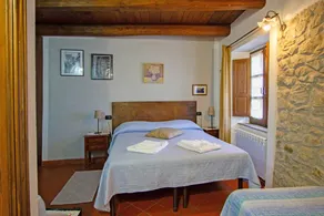 Agriturismo Montagna Verde: Camera antico borgo - Image 4