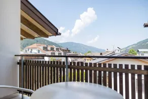 Habitación en casa de familia con jardín y terraza | Vistas a la montaña | Acepta mascotas - Image 4