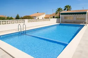 Villa with terrace, garden & pool | Panoramic view - Image 2