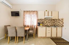 Holiday apartment with terrace, garden & barbeque | Close to the beach - Image 5