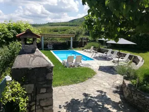 Holiday home with barbeque, private pool & terrace - Image 2