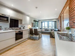 Family-friendly cottage with garden & BBQ | Water view | Pets are welcome - Image 4