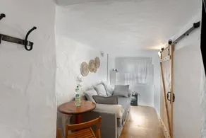Fully equipped nice holiday home with private pool, terrace & barbeque - Image 5