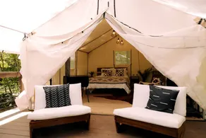 Equipped Glamping Tent with Modern Interior in Shippenville, Pennsylvania - Image 5