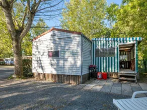 Mobil-home adapté aux familles avec piscine chauffée et terrasse | Avec animaux autorisés - Image 4