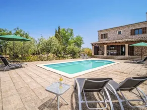 Familienorientiertes Ferienhaus mit Grill, privatem Pool und Terrasse | Bergblick | Perfekt für die Arbeit von Zuhause - Image 3