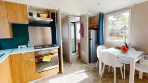 Camping avec terrasse et piscine - Image 4