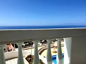 Appartement de vacances avec terrasse, piscine chauffée et jardin - Image 3