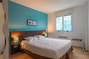 Flat with garden, terrace & barbeque - Image 3