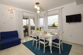 Apartamento vacacional con barbacoa, jardín y terraza - Image 5