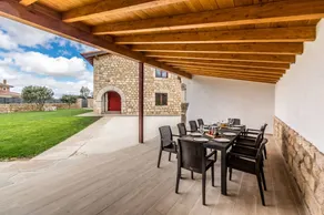 Villa mit Garten - Image 2