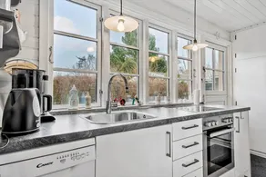 Fully equipped beautiful house with garden & terrace | Pets allowed - Image 4
