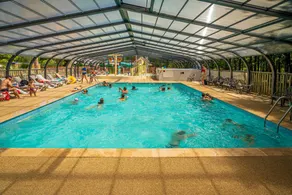 Roulotte con giardino e piscina - Image 5