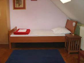 Apartment with hot tub - Image 5