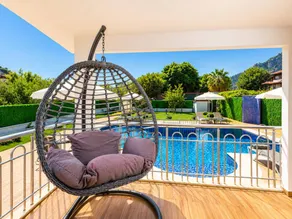 Family-friendly villa with garden, terrace & barbecue - Image 3