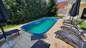 Studio avec barbecue, jardin et piscine - Image 2