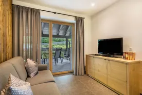 Apartamento con terraza y jardín | Vistas a la montaña - Image 5