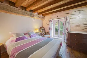 Bed and breakfast with garden | Garden view - Image 5