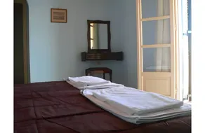 Studio Apartment 'Apraos Bay Hotel 10' with Sea View, Wi-Fi and Air Conditioning - Image 2