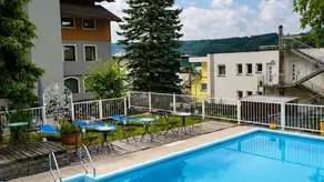 Flat with pool, hot tub & sauna | Lake view | Suitable for remote work - Image 5