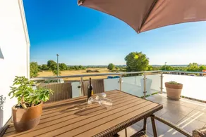 3 Zimmer Apartment mit Terrasse und Seeblick - Image 2