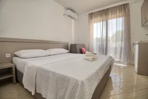 Apartments Ćapeta Neum - Studio Apartment with Balcony 3 - Image 4