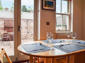 Family-oriented lovely cottage with garden | River view - Image 5