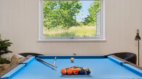 Holiday home with garden, jacuzzi & private pool - Image 5
