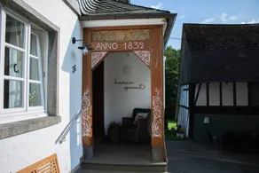 Holiday Home 'Hallmanns Hof' with Private Garden, Dogs Allowed, Wi-Fi - Image 3